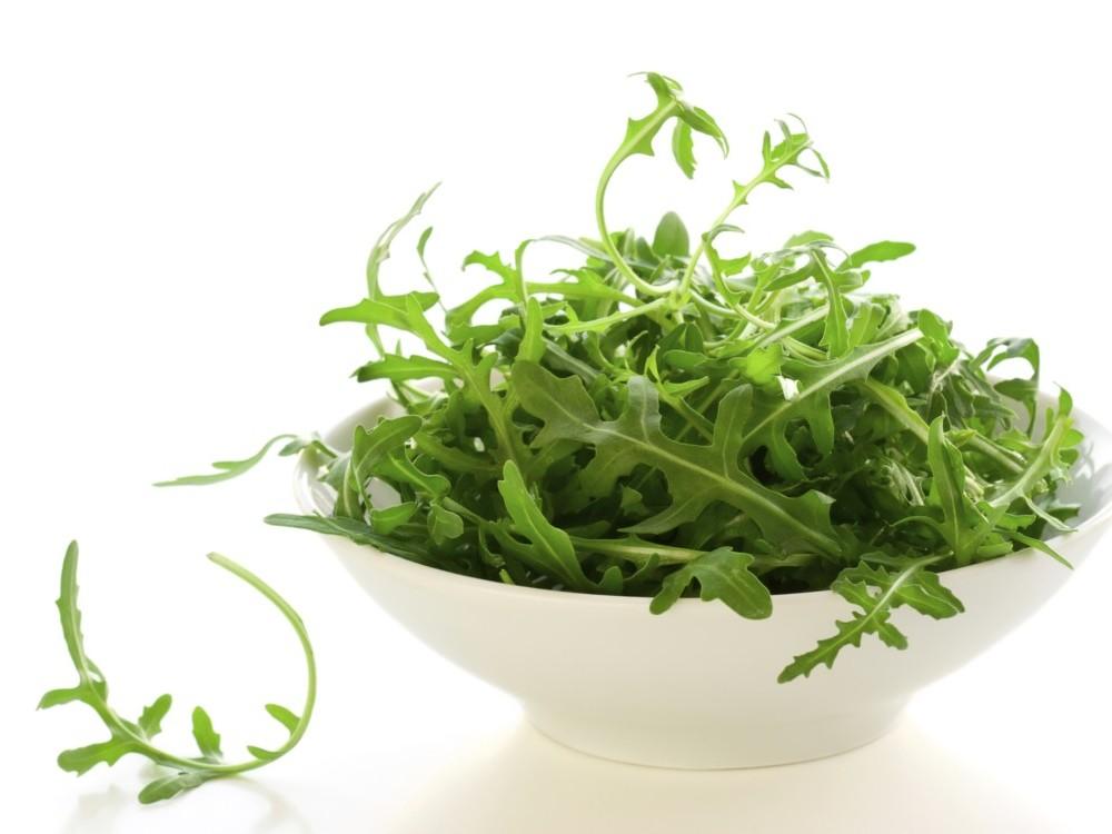 Científicos sugieren que la rúcula previene el cáncer